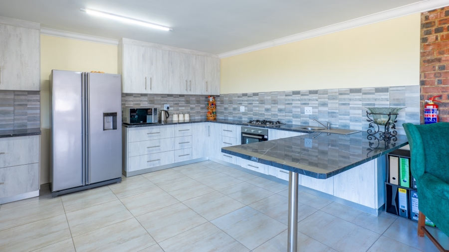 12 Bedroom Property for Sale in Agulhas Western Cape